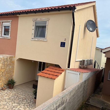 Holiday House Matej Vir Ngoại thất bức ảnh
