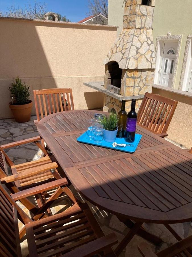 Holiday House Matej Vir Ngoại thất bức ảnh