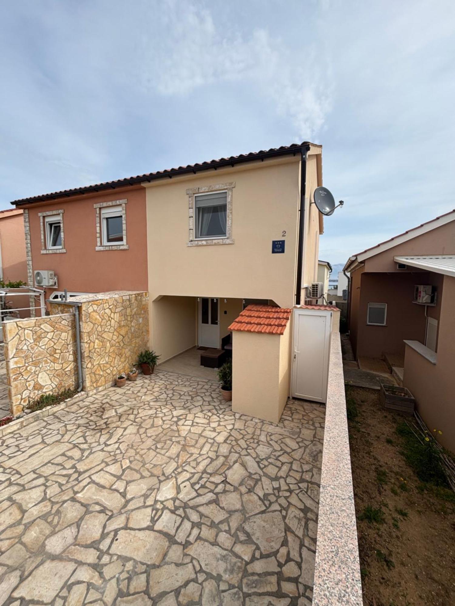 Holiday House Matej Vir Ngoại thất bức ảnh